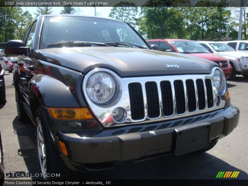 Dark Khaki Pearl / Khaki 2005 Jeep Liberty Limited 4x4