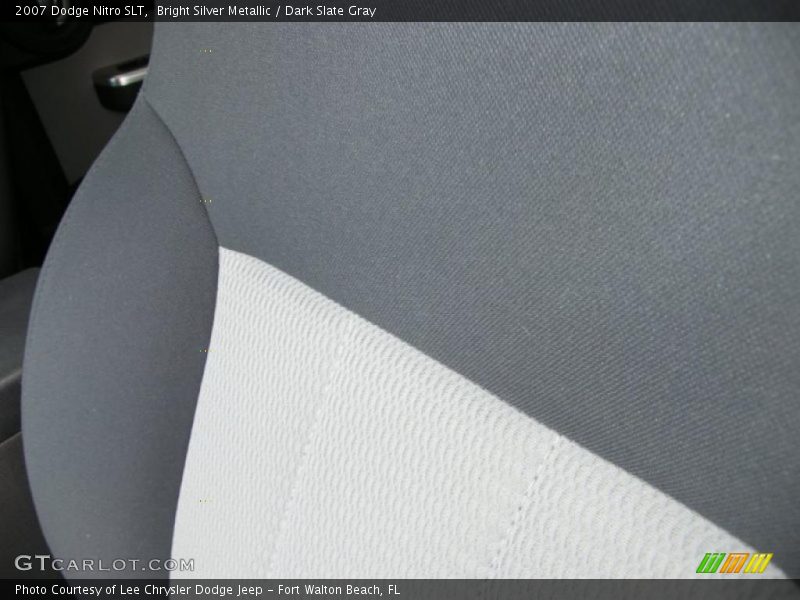 Bright Silver Metallic / Dark Slate Gray 2007 Dodge Nitro SLT