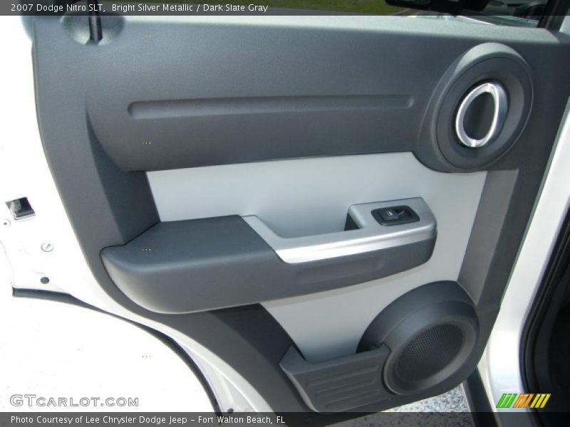 Bright Silver Metallic / Dark Slate Gray 2007 Dodge Nitro SLT