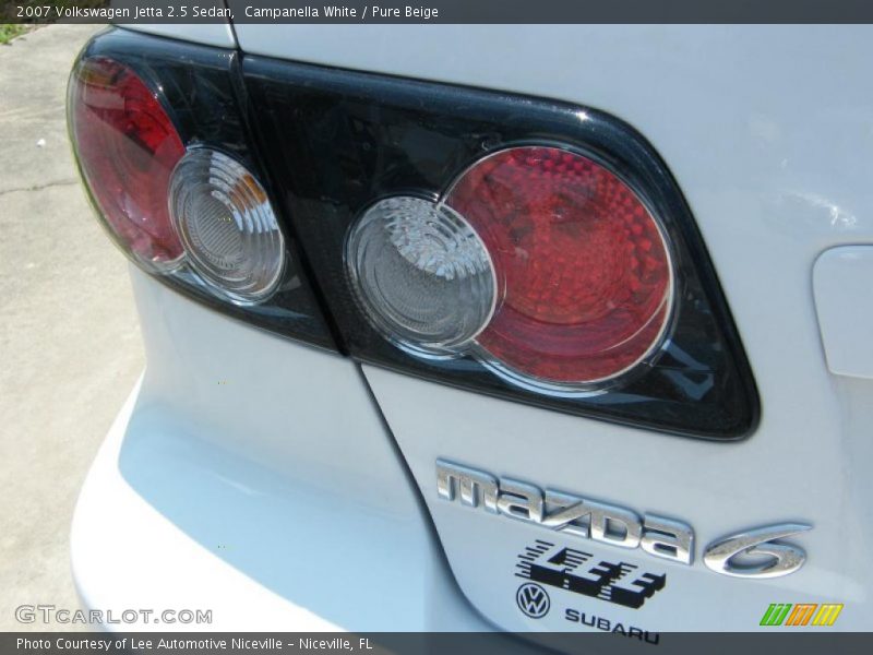 Campanella White / Pure Beige 2007 Volkswagen Jetta 2.5 Sedan
