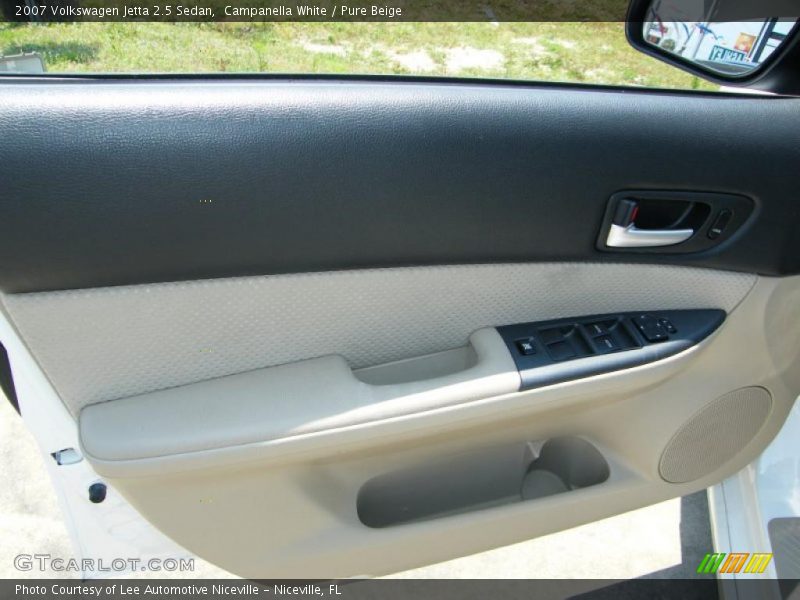 Campanella White / Pure Beige 2007 Volkswagen Jetta 2.5 Sedan