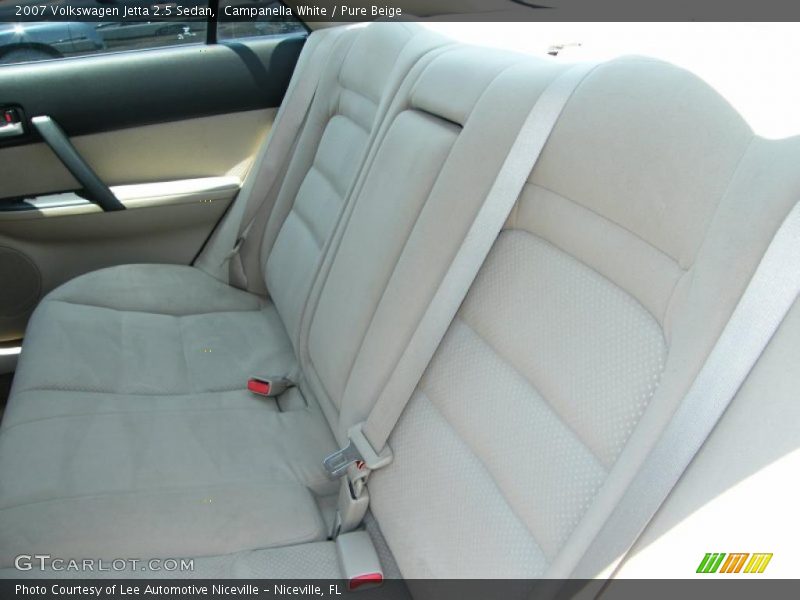 Campanella White / Pure Beige 2007 Volkswagen Jetta 2.5 Sedan