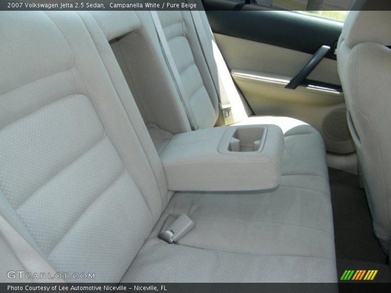Campanella White / Pure Beige 2007 Volkswagen Jetta 2.5 Sedan