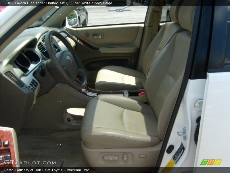 Super White / Ivory Beige 2007 Toyota Highlander Limited 4WD