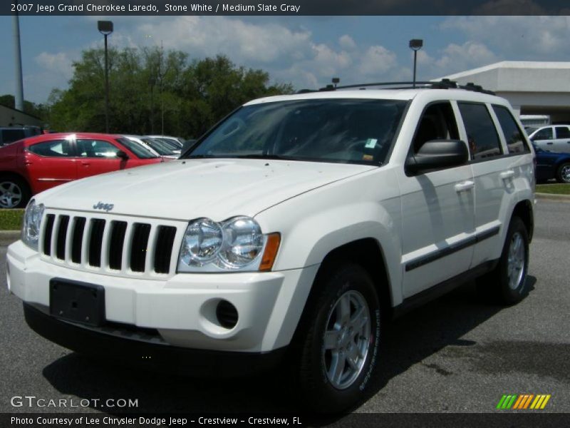 Stone White / Medium Slate Gray 2007 Jeep Grand Cherokee Laredo