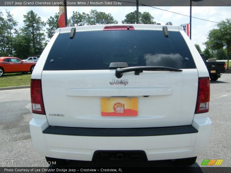 Stone White / Medium Slate Gray 2007 Jeep Grand Cherokee Laredo