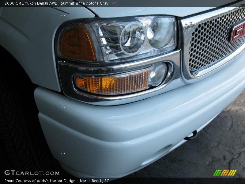 Summit White / Stone Gray 2006 GMC Yukon Denali AWD