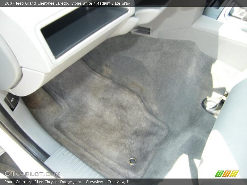 Stone White / Medium Slate Gray 2007 Jeep Grand Cherokee Laredo