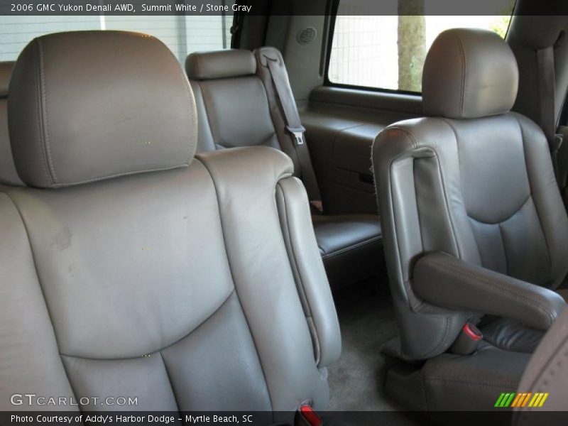 Summit White / Stone Gray 2006 GMC Yukon Denali AWD