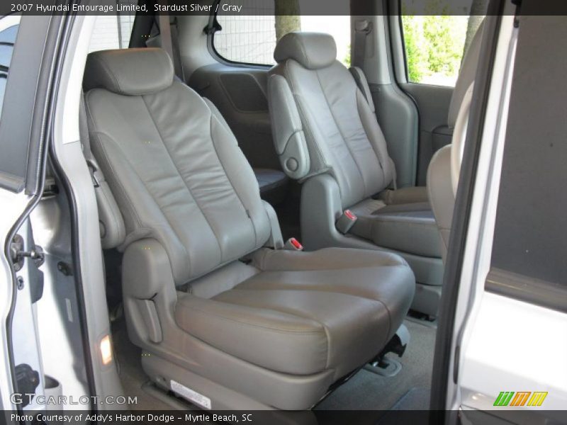 Stardust Silver / Gray 2007 Hyundai Entourage Limited