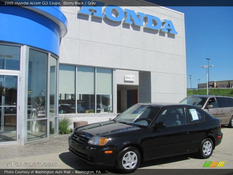 Ebony Black / Gray 2005 Hyundai Accent GLS Coupe