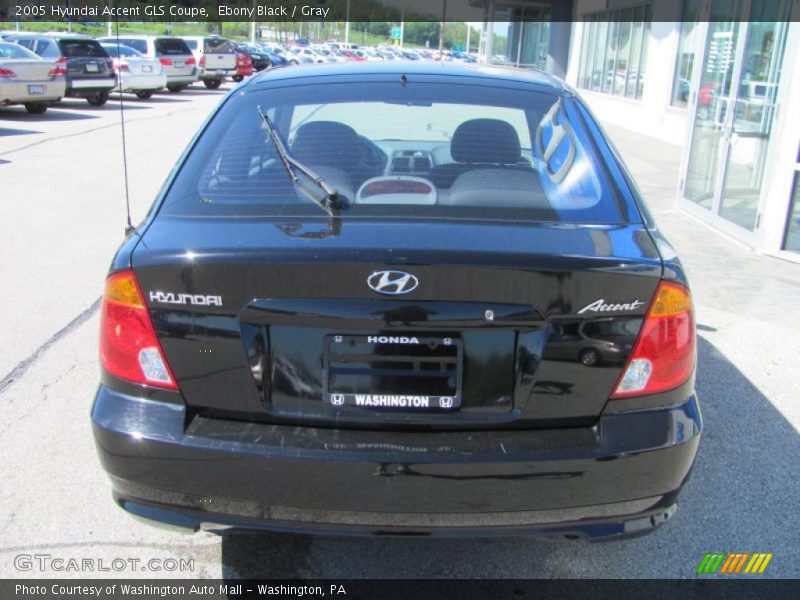 Ebony Black / Gray 2005 Hyundai Accent GLS Coupe