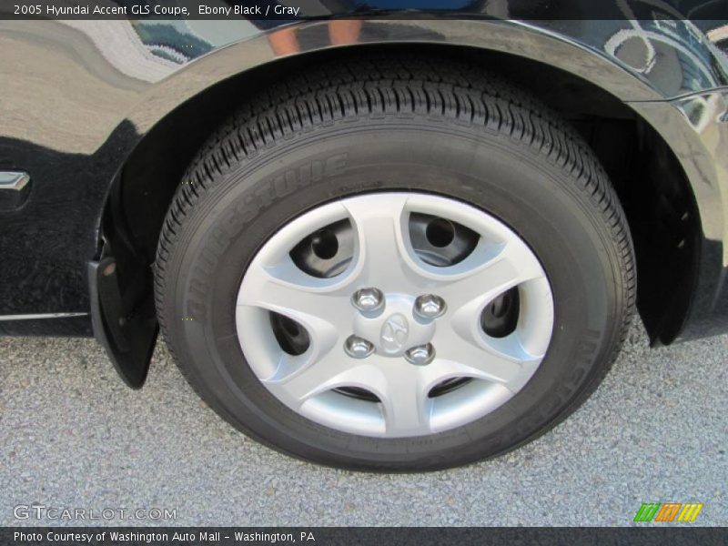 Ebony Black / Gray 2005 Hyundai Accent GLS Coupe