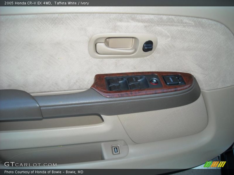 Taffeta White / Ivory 2005 Honda CR-V EX 4WD