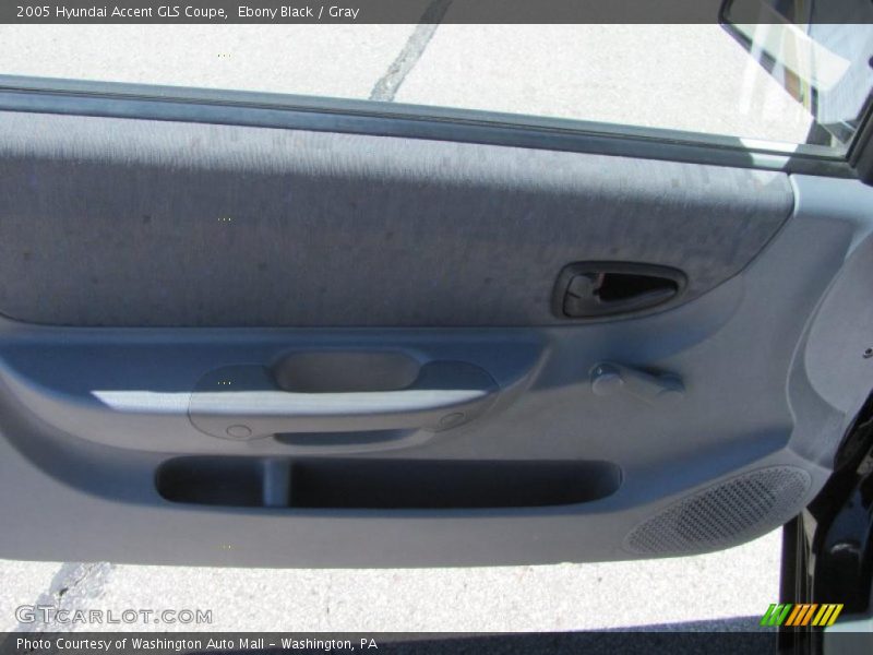 Ebony Black / Gray 2005 Hyundai Accent GLS Coupe