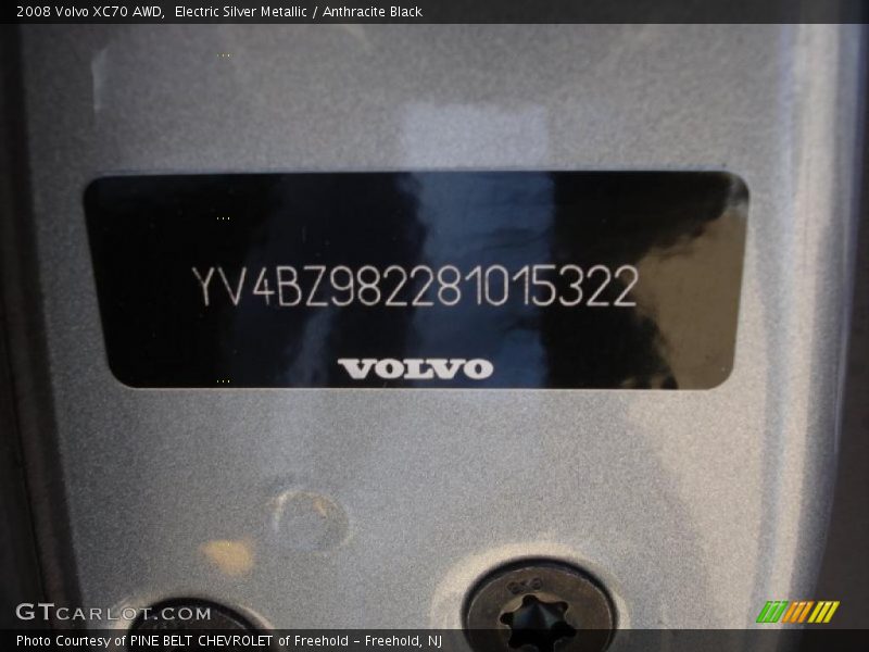 Electric Silver Metallic / Anthracite Black 2008 Volvo XC70 AWD