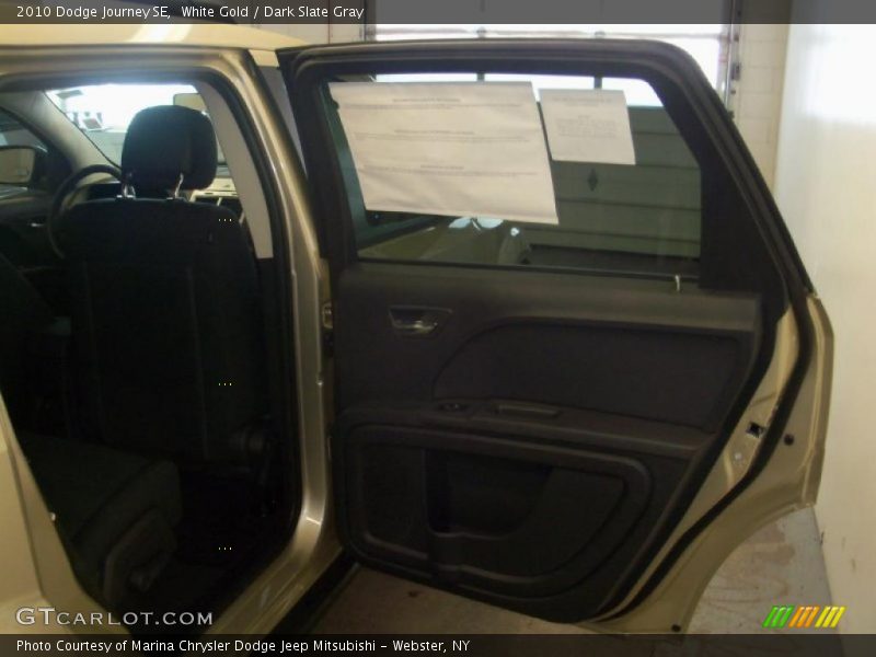 White Gold / Dark Slate Gray 2010 Dodge Journey SE