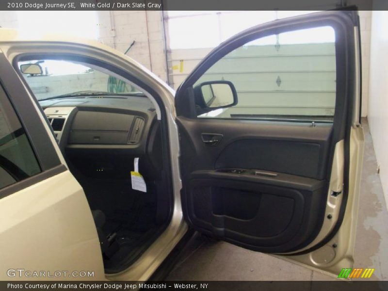White Gold / Dark Slate Gray 2010 Dodge Journey SE