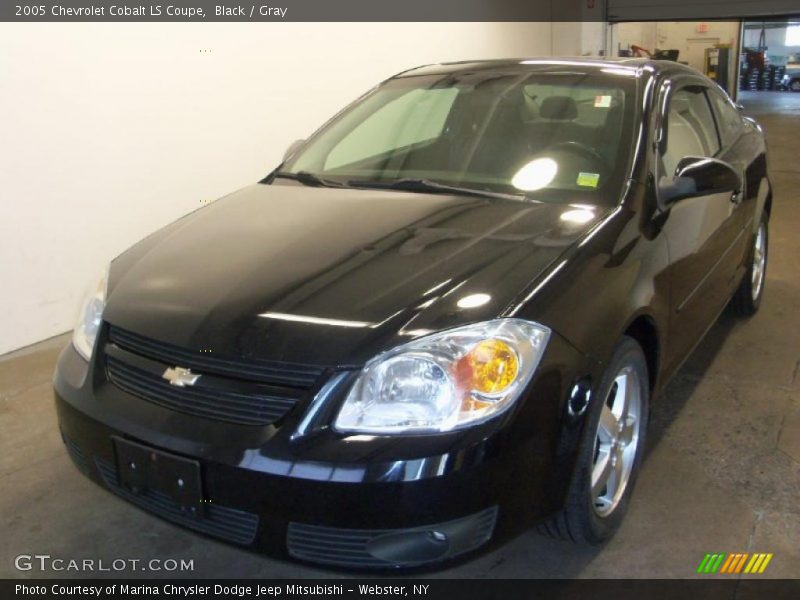 Black / Gray 2005 Chevrolet Cobalt LS Coupe