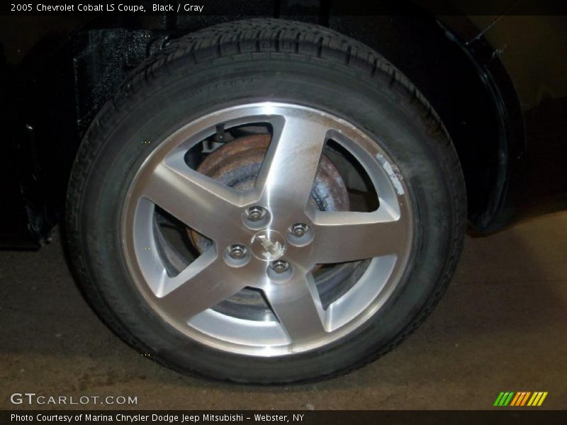 Black / Gray 2005 Chevrolet Cobalt LS Coupe