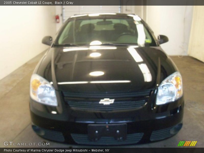 Black / Gray 2005 Chevrolet Cobalt LS Coupe