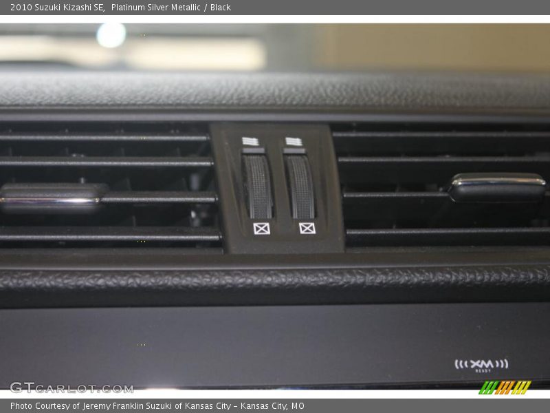 Platinum Silver Metallic / Black 2010 Suzuki Kizashi SE