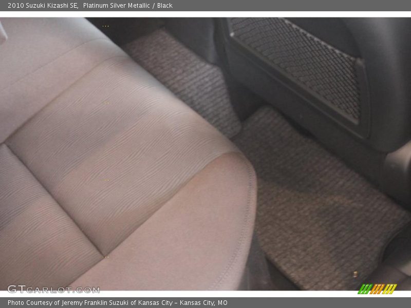Platinum Silver Metallic / Black 2010 Suzuki Kizashi SE