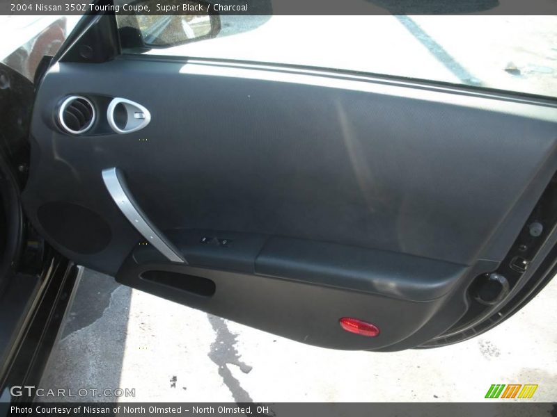 Super Black / Charcoal 2004 Nissan 350Z Touring Coupe