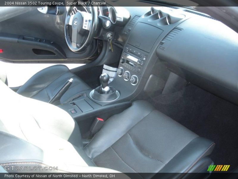 Super Black / Charcoal 2004 Nissan 350Z Touring Coupe