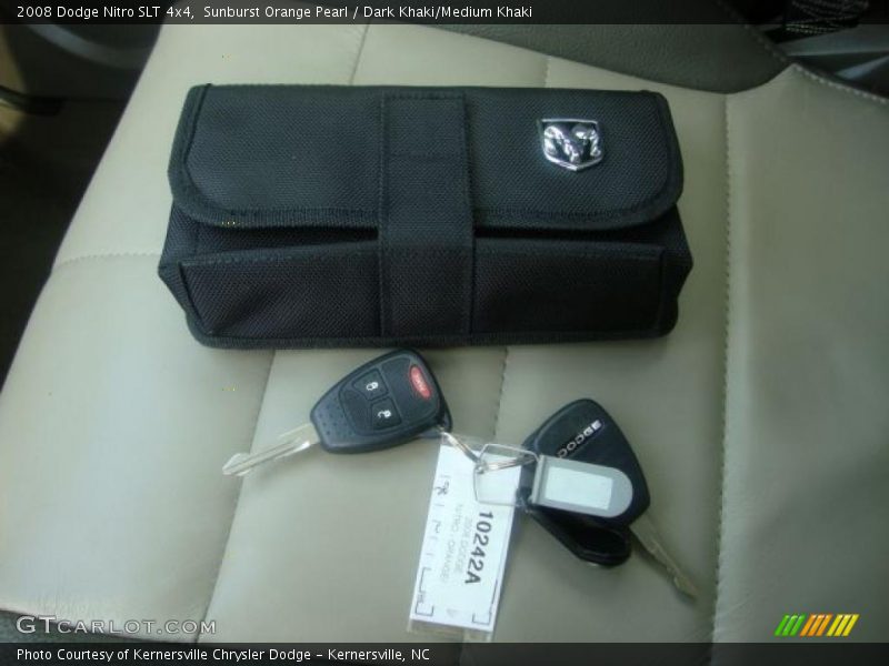 Sunburst Orange Pearl / Dark Khaki/Medium Khaki 2008 Dodge Nitro SLT 4x4