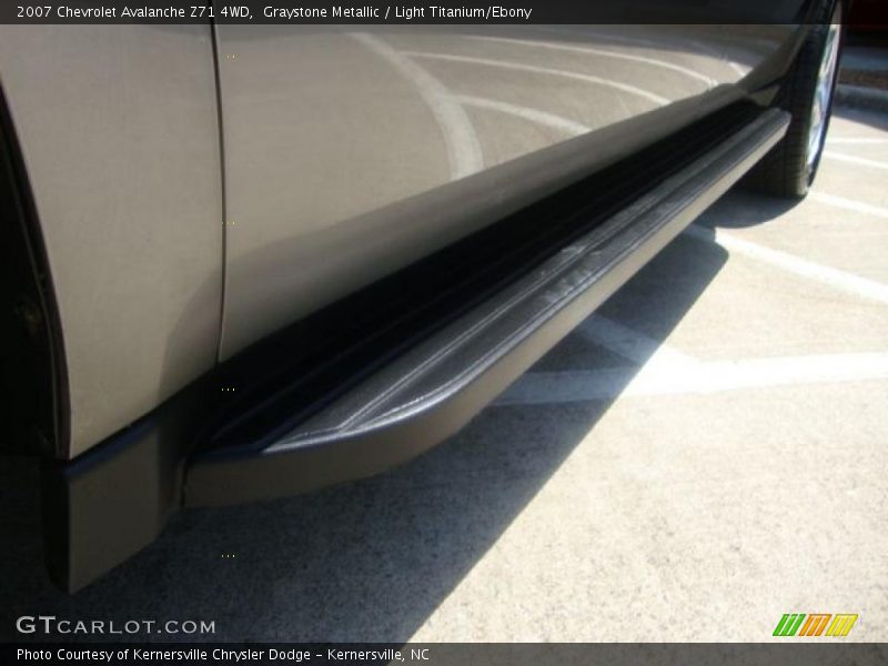 Graystone Metallic / Light Titanium/Ebony 2007 Chevrolet Avalanche Z71 4WD