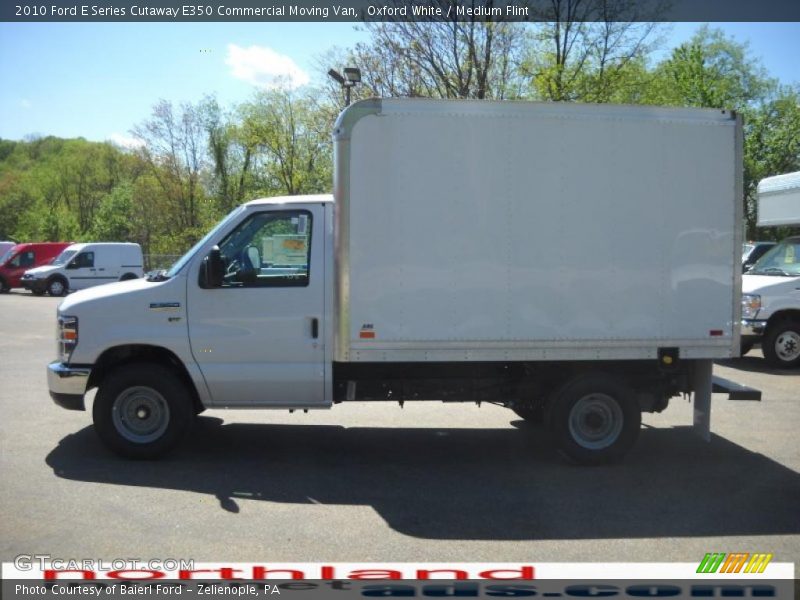 Oxford White / Medium Flint 2010 Ford E Series Cutaway E350 Commercial Moving Van