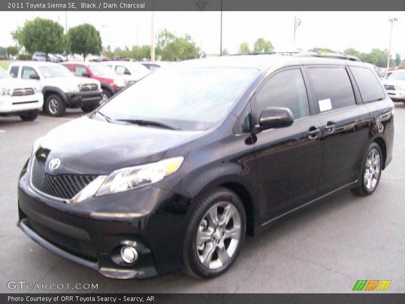 Black / Dark Charcoal 2011 Toyota Sienna SE