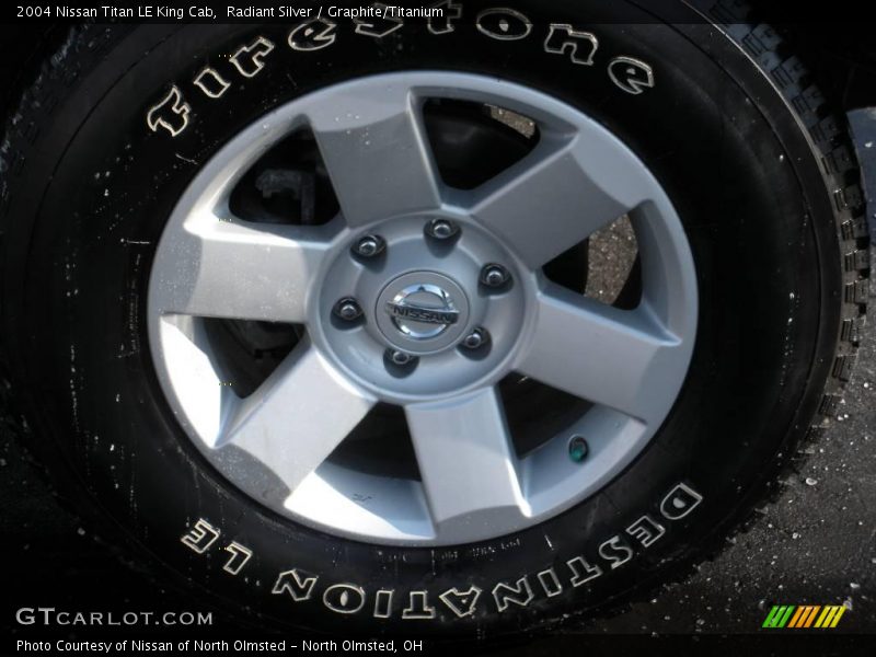 Radiant Silver / Graphite/Titanium 2004 Nissan Titan LE King Cab