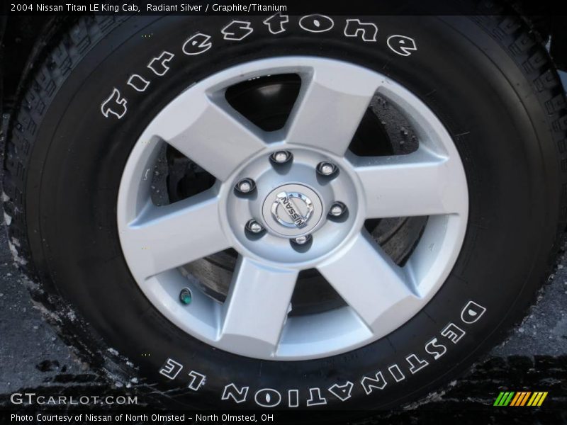 Radiant Silver / Graphite/Titanium 2004 Nissan Titan LE King Cab
