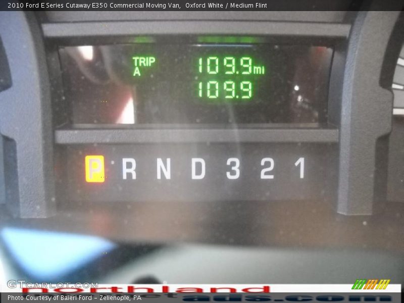 Oxford White / Medium Flint 2010 Ford E Series Cutaway E350 Commercial Moving Van