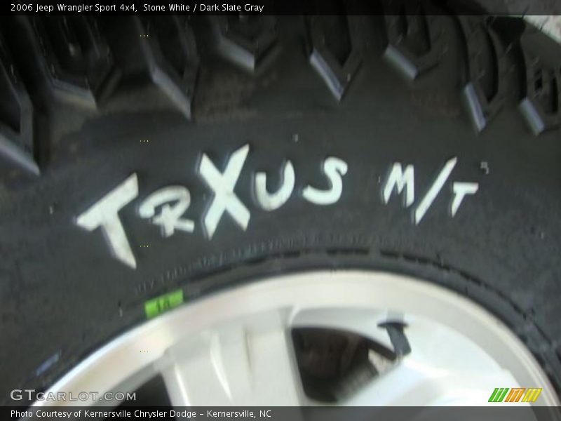 Stone White / Dark Slate Gray 2006 Jeep Wrangler Sport 4x4