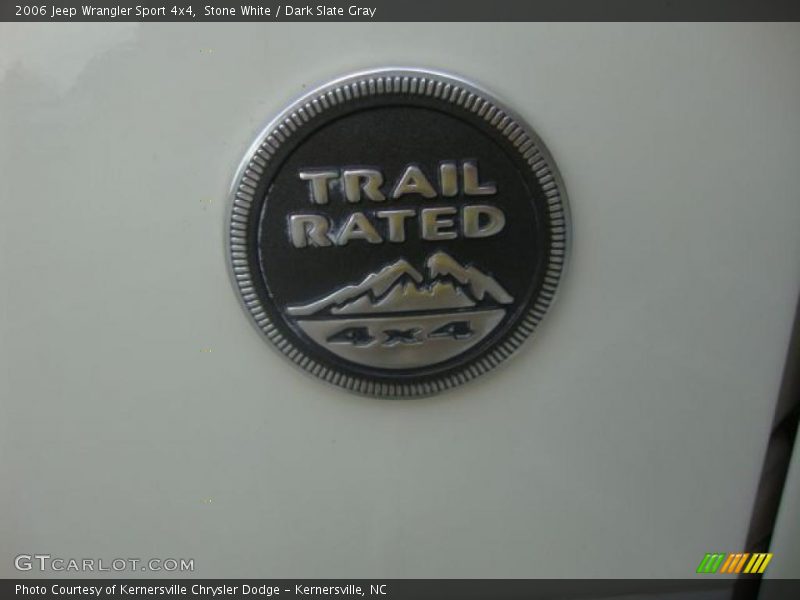 Stone White / Dark Slate Gray 2006 Jeep Wrangler Sport 4x4
