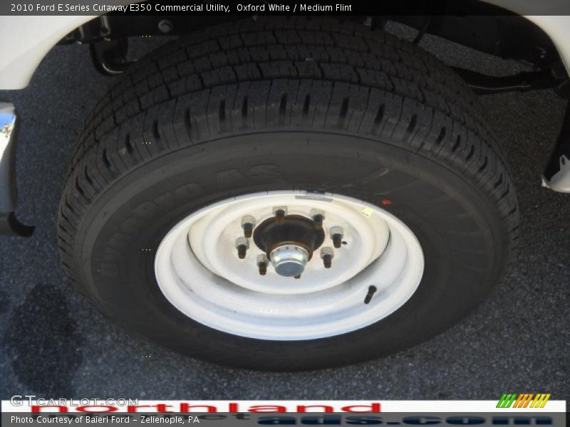 Oxford White / Medium Flint 2010 Ford E Series Cutaway E350 Commercial Utility