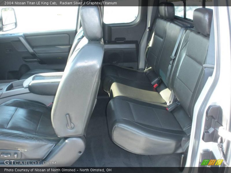 Radiant Silver / Graphite/Titanium 2004 Nissan Titan LE King Cab
