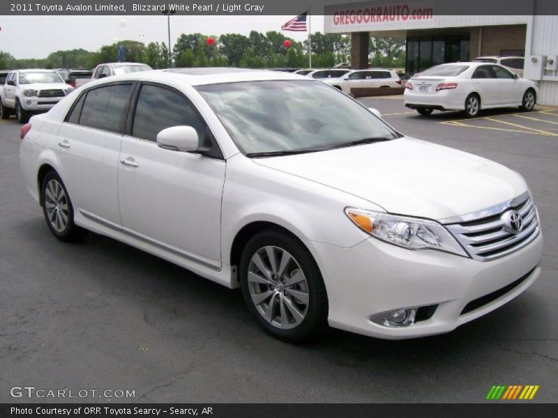 Blizzard White Pearl / Light Gray 2011 Toyota Avalon Limited