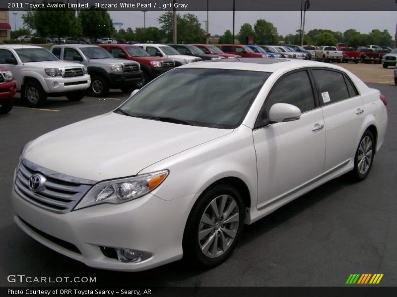 Blizzard White Pearl / Light Gray 2011 Toyota Avalon Limited