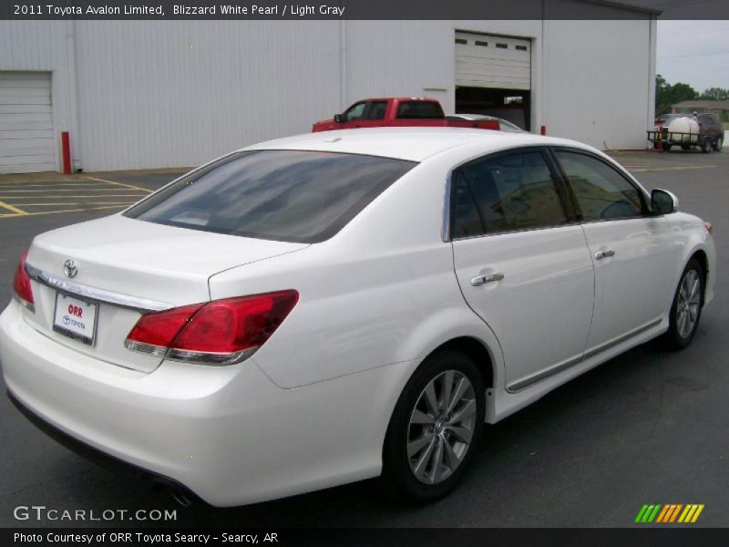 Blizzard White Pearl / Light Gray 2011 Toyota Avalon Limited
