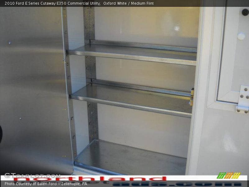 Oxford White / Medium Flint 2010 Ford E Series Cutaway E350 Commercial Utility