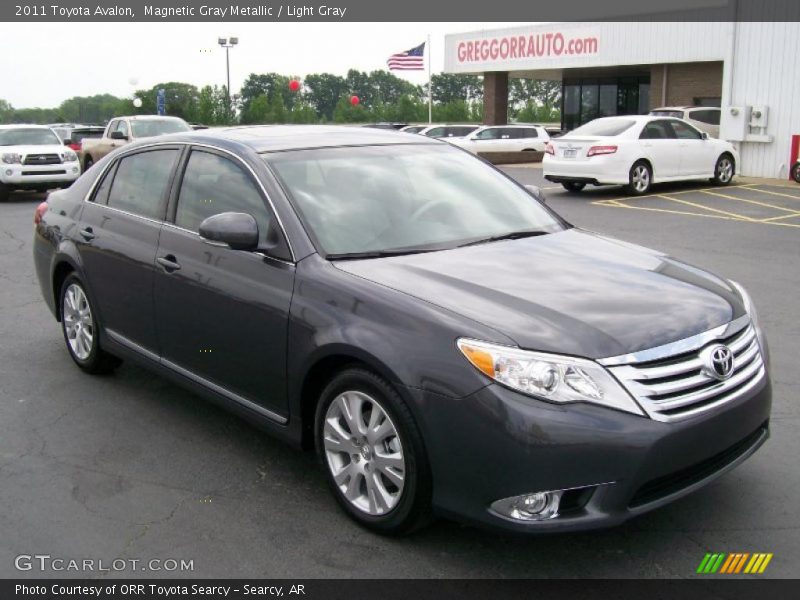 Magnetic Gray Metallic / Light Gray 2011 Toyota Avalon