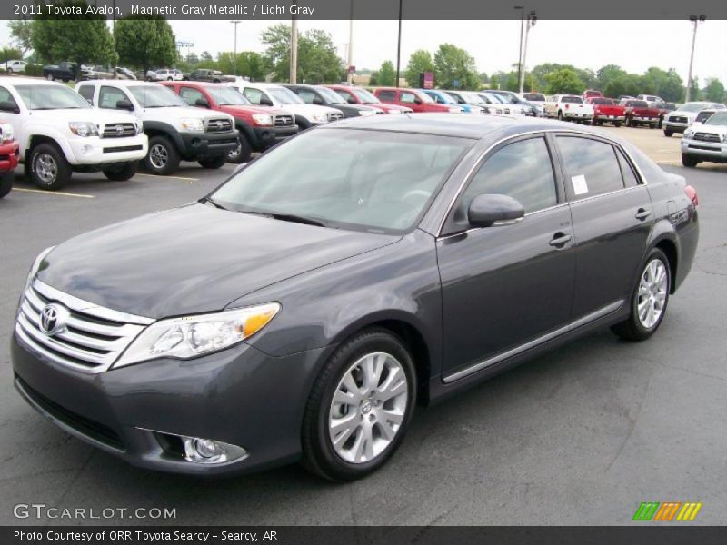 Magnetic Gray Metallic / Light Gray 2011 Toyota Avalon