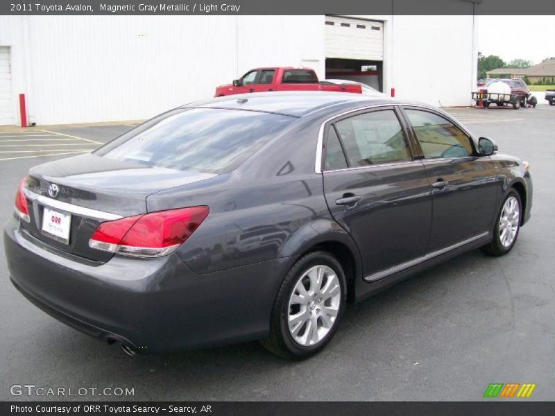 Magnetic Gray Metallic / Light Gray 2011 Toyota Avalon