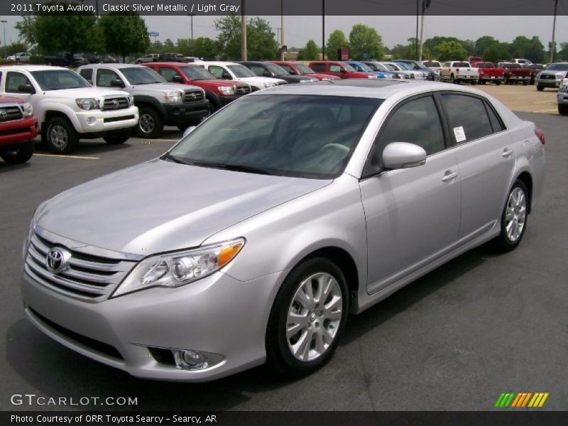Classic Silver Metallic / Light Gray 2011 Toyota Avalon
