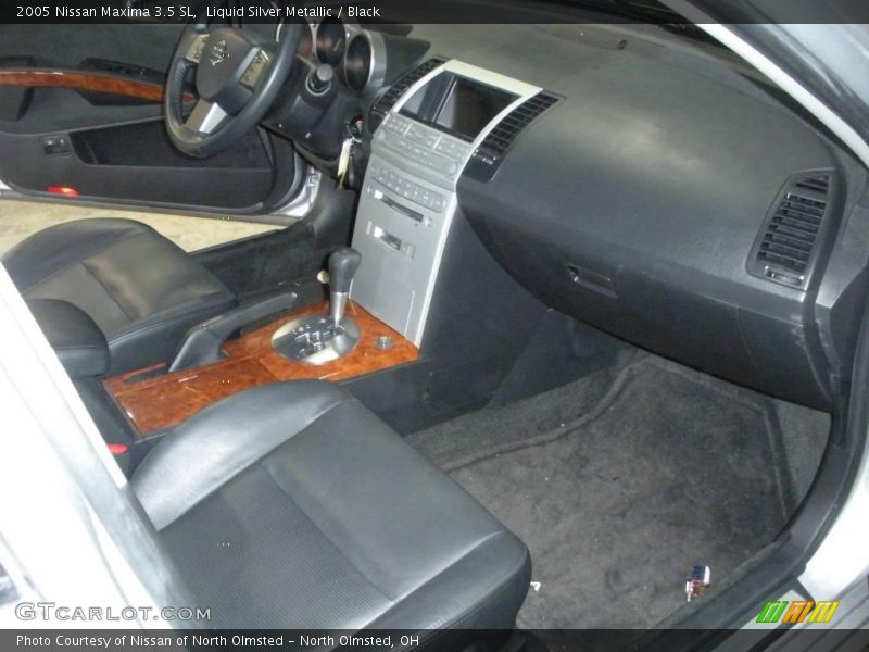 Liquid Silver Metallic / Black 2005 Nissan Maxima 3.5 SL