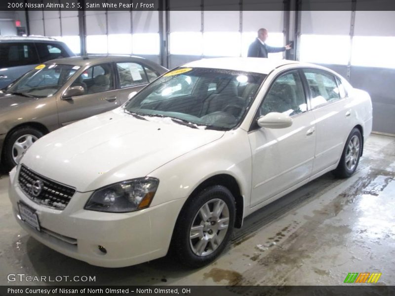 Satin White Pearl / Frost 2006 Nissan Altima 2.5 S
